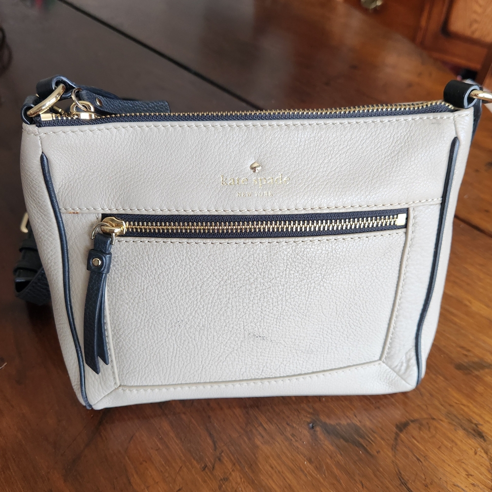 Kate Spade Hudson Colorblocked Pebbled Leather Medium Crossbody - Gray